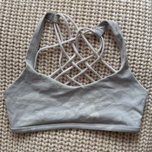 Lululemon Free to Be Wild Bra - size 6, white camo print